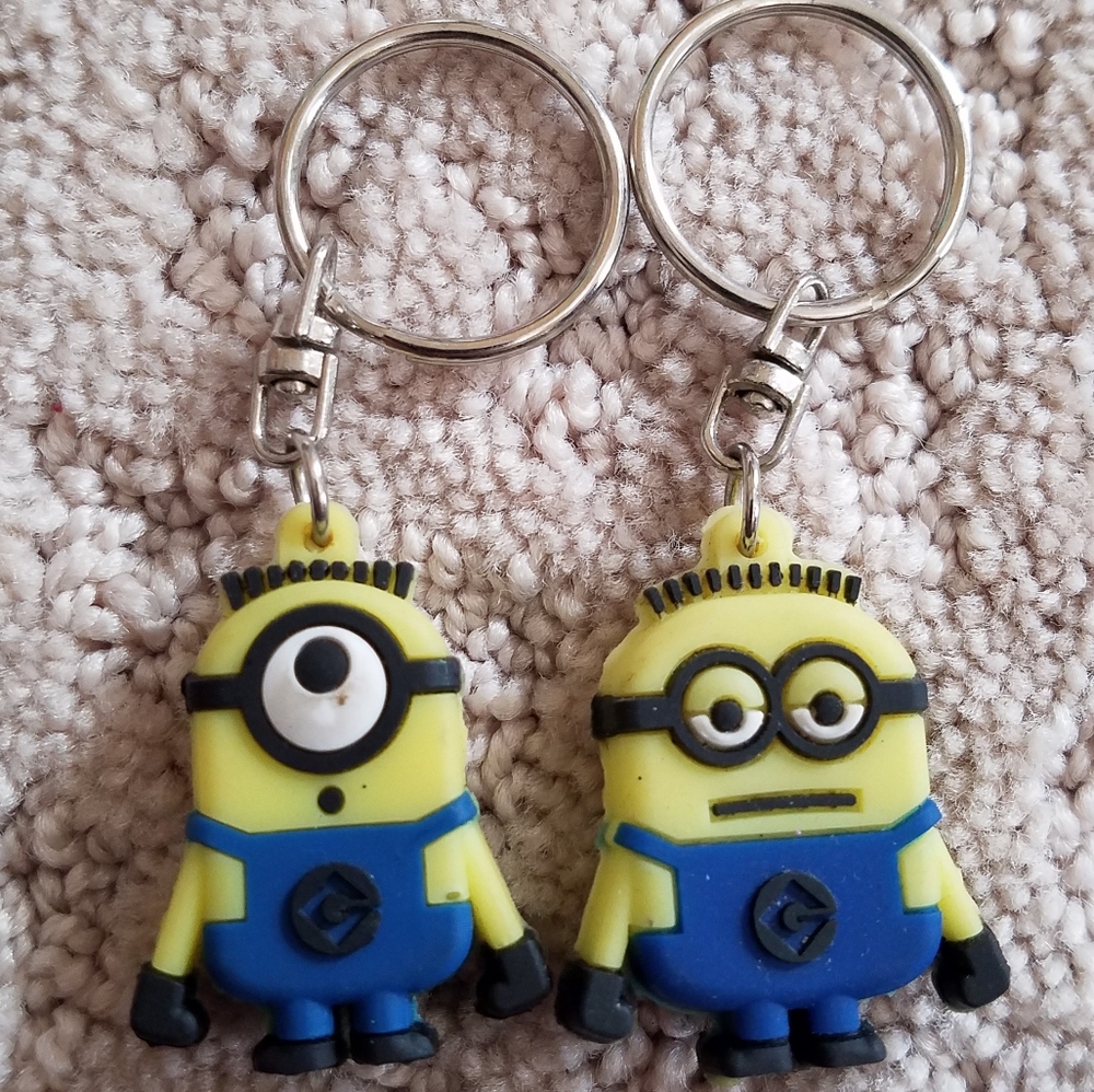 Two minion keychains